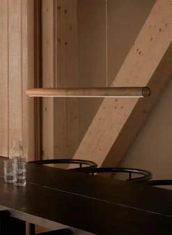 Akeno langbordslampe