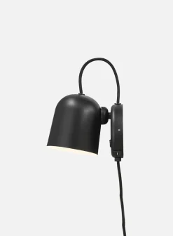 Angle vegglampe med USB