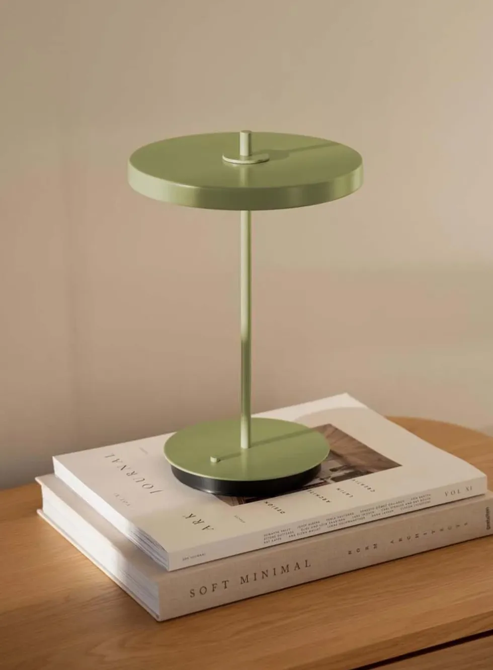 Asteria Move Monochrome oppladbar bordlampe