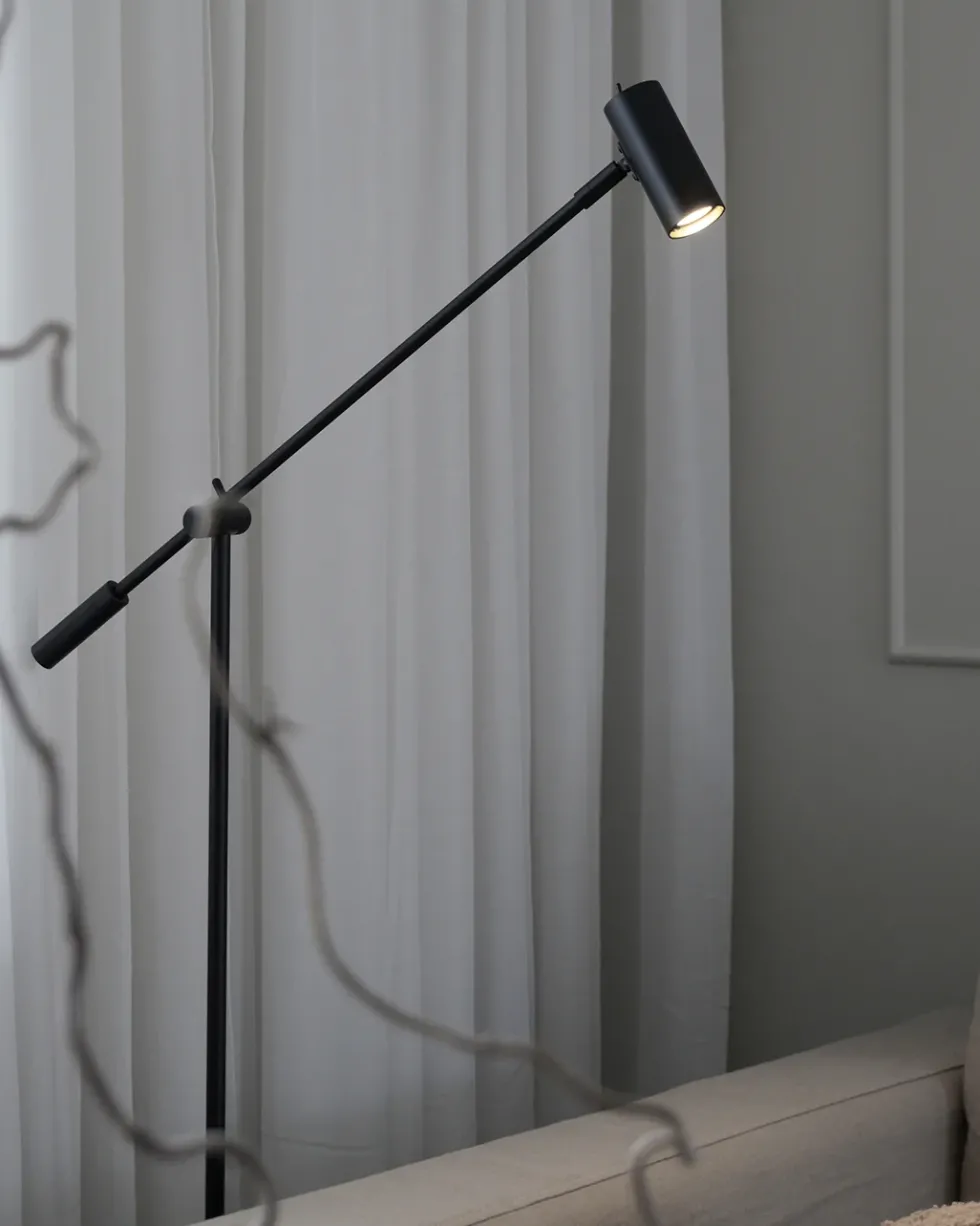 Cato LED gulvlampe - m/dimmer