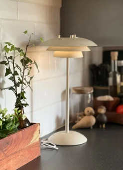 Epsilon oppladbar bordlampe - h37