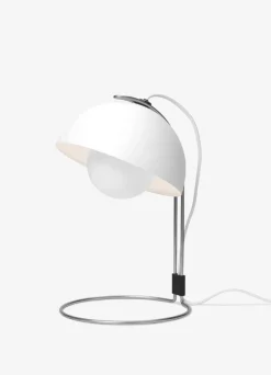 Flowerpot VP4 bordlampe