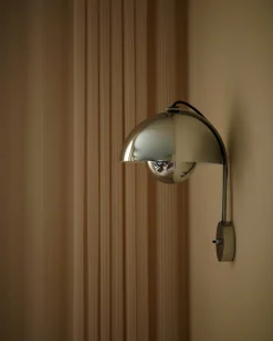 Flowerpot VP8 vegglampe