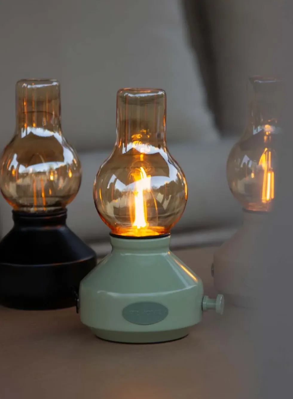 Glimt oppladbar bordlampe