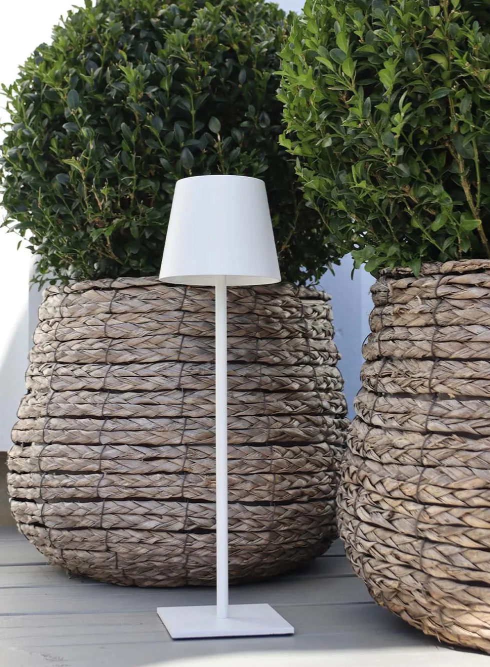 Grimstad oppladbar bordlampe