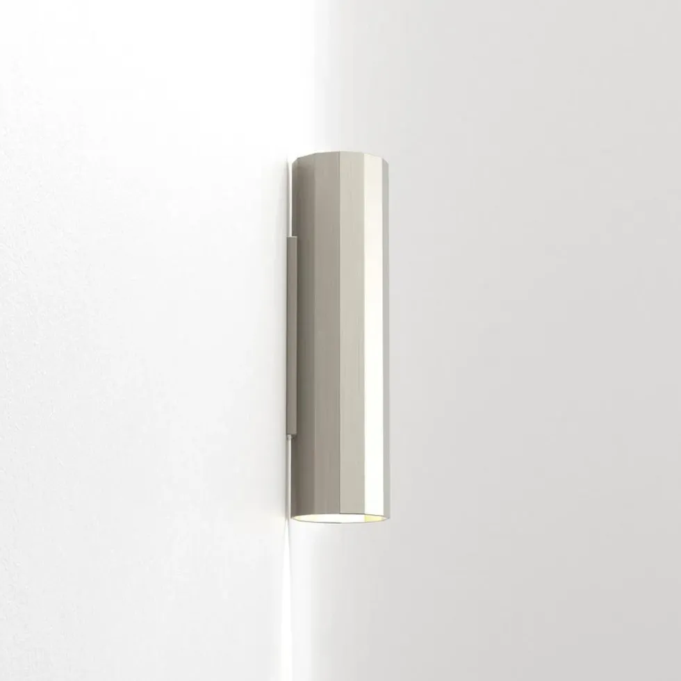 Hashira 300 vegglampe opp/ned