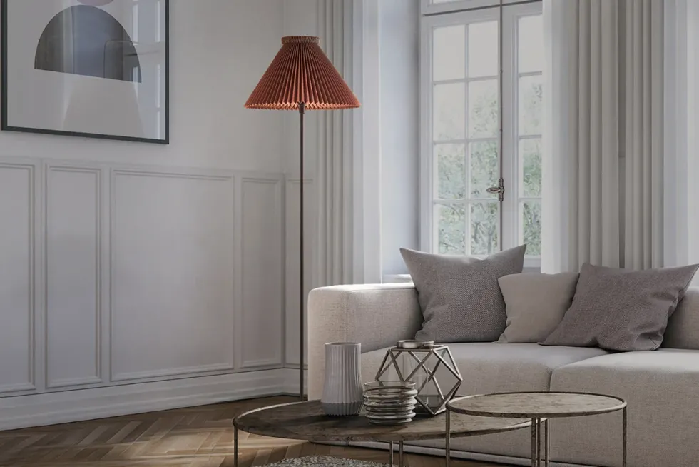 LK334 gulvlampe m/skjerm