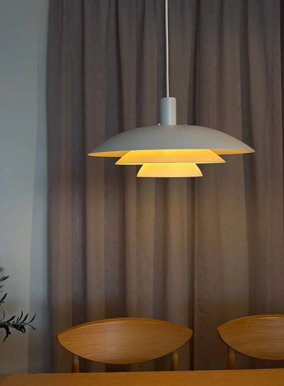 Nivå taklampe Ø45