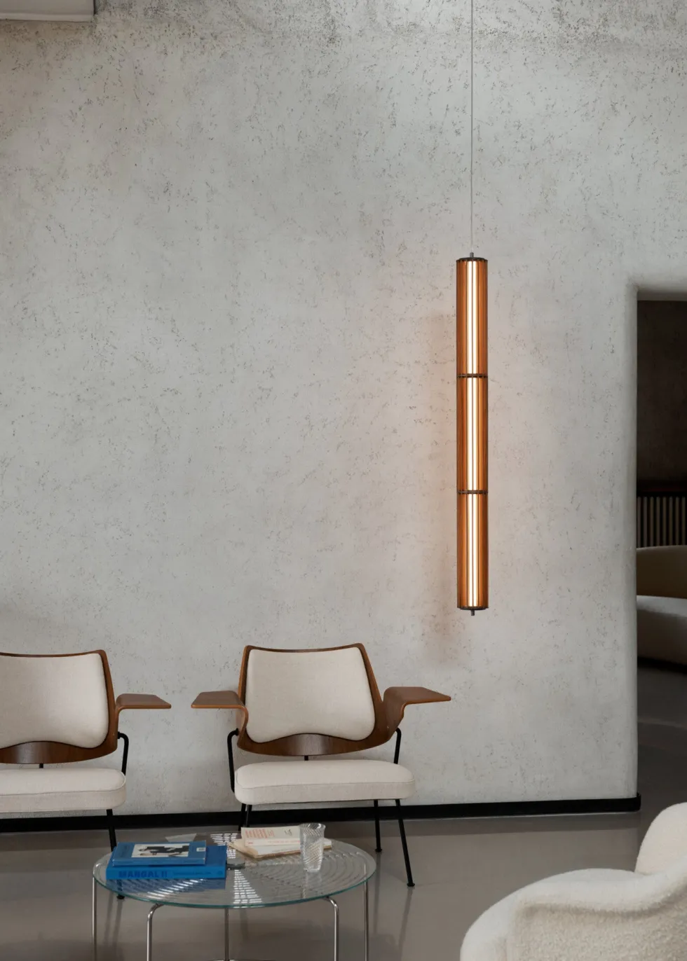 Numbra TY1 langbordslampe - aluminium/eik