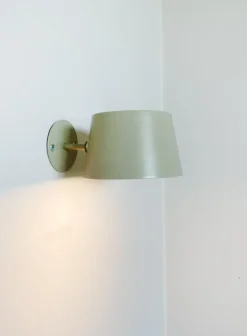 Recharge oppladbar vegglampe med magnetfeste