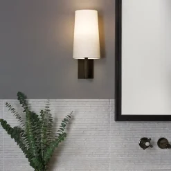 Riva 350 vegglampe med stoffskjerm