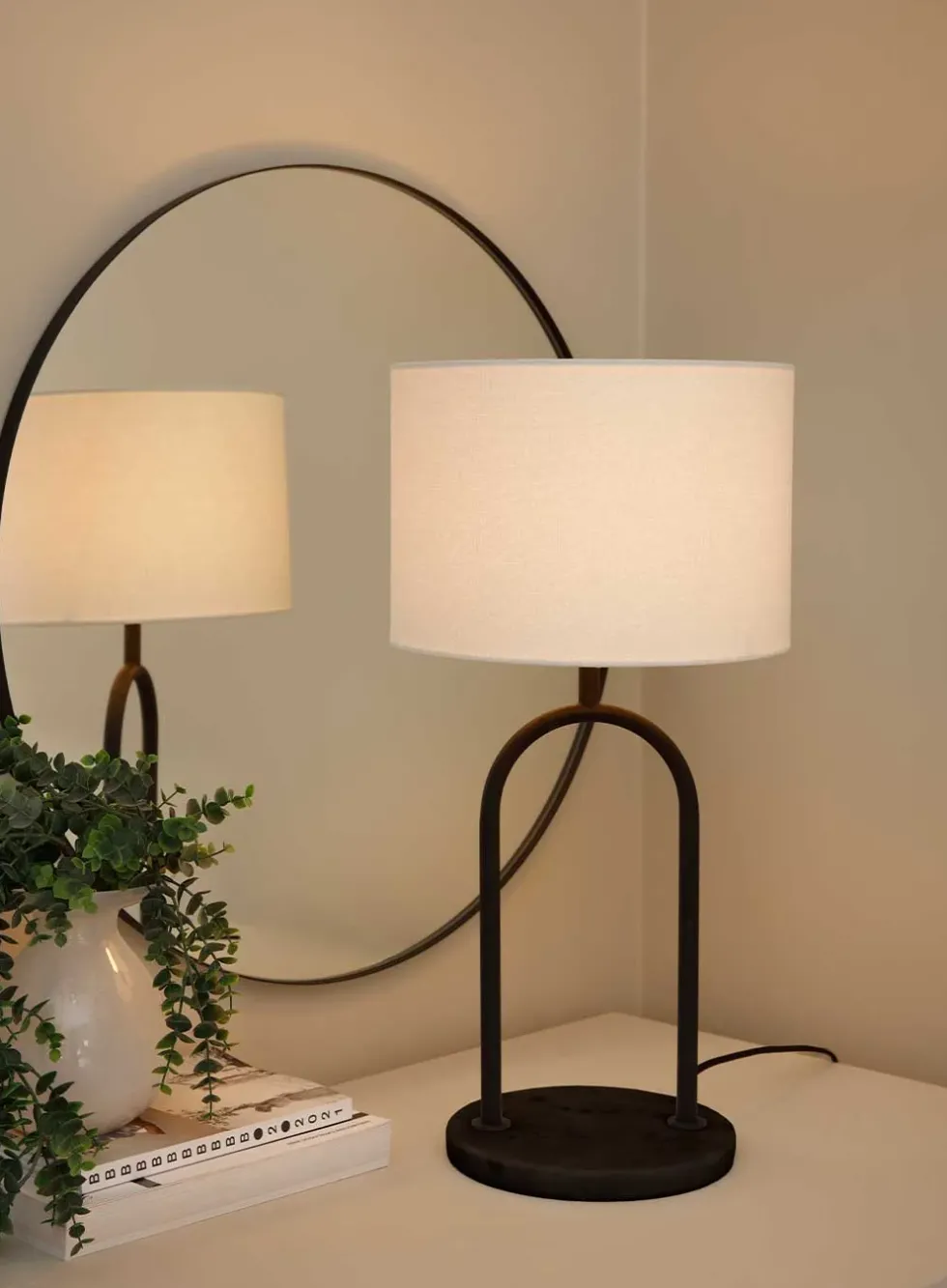 Rock bordlampe H45 sort
