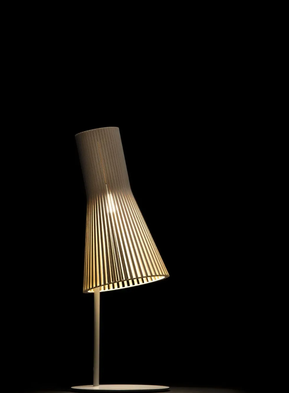 Secto 4220 bordlampe