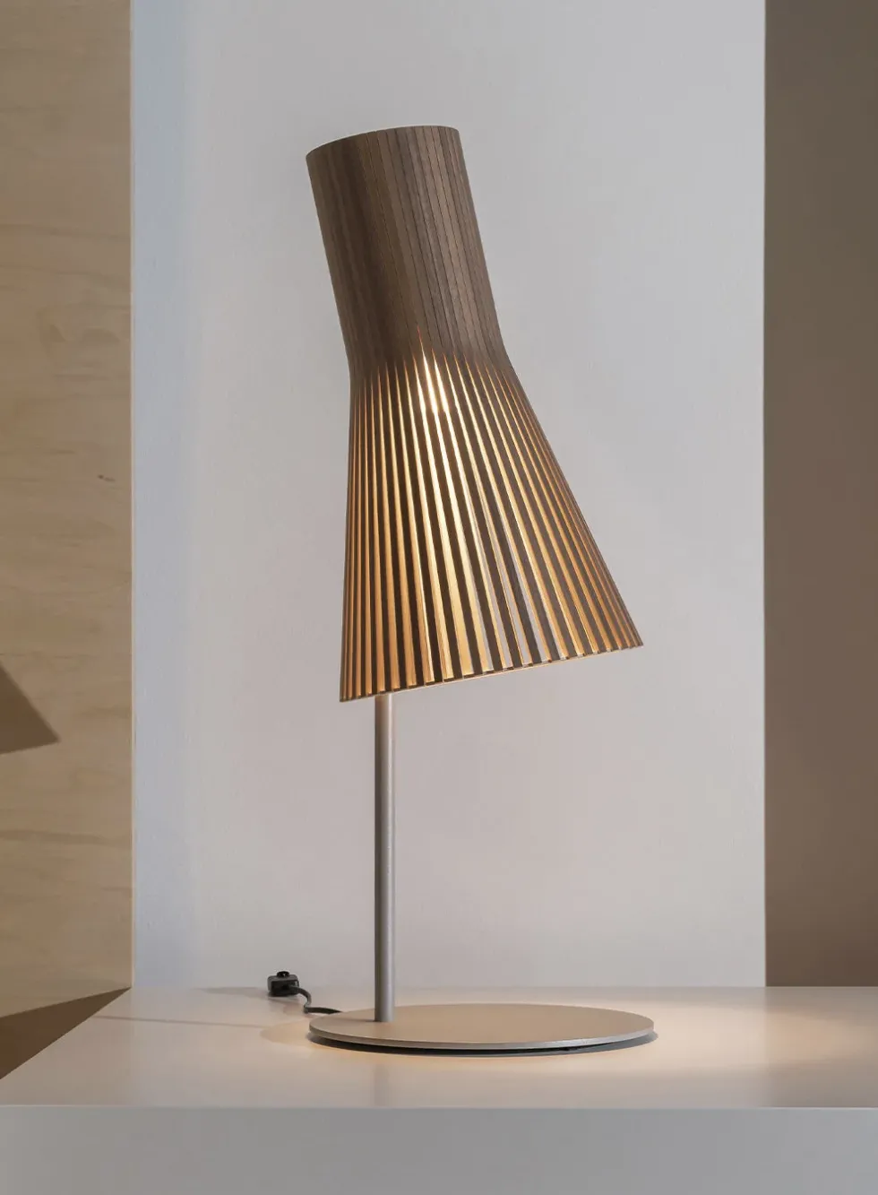 Secto 4220 bordlampe