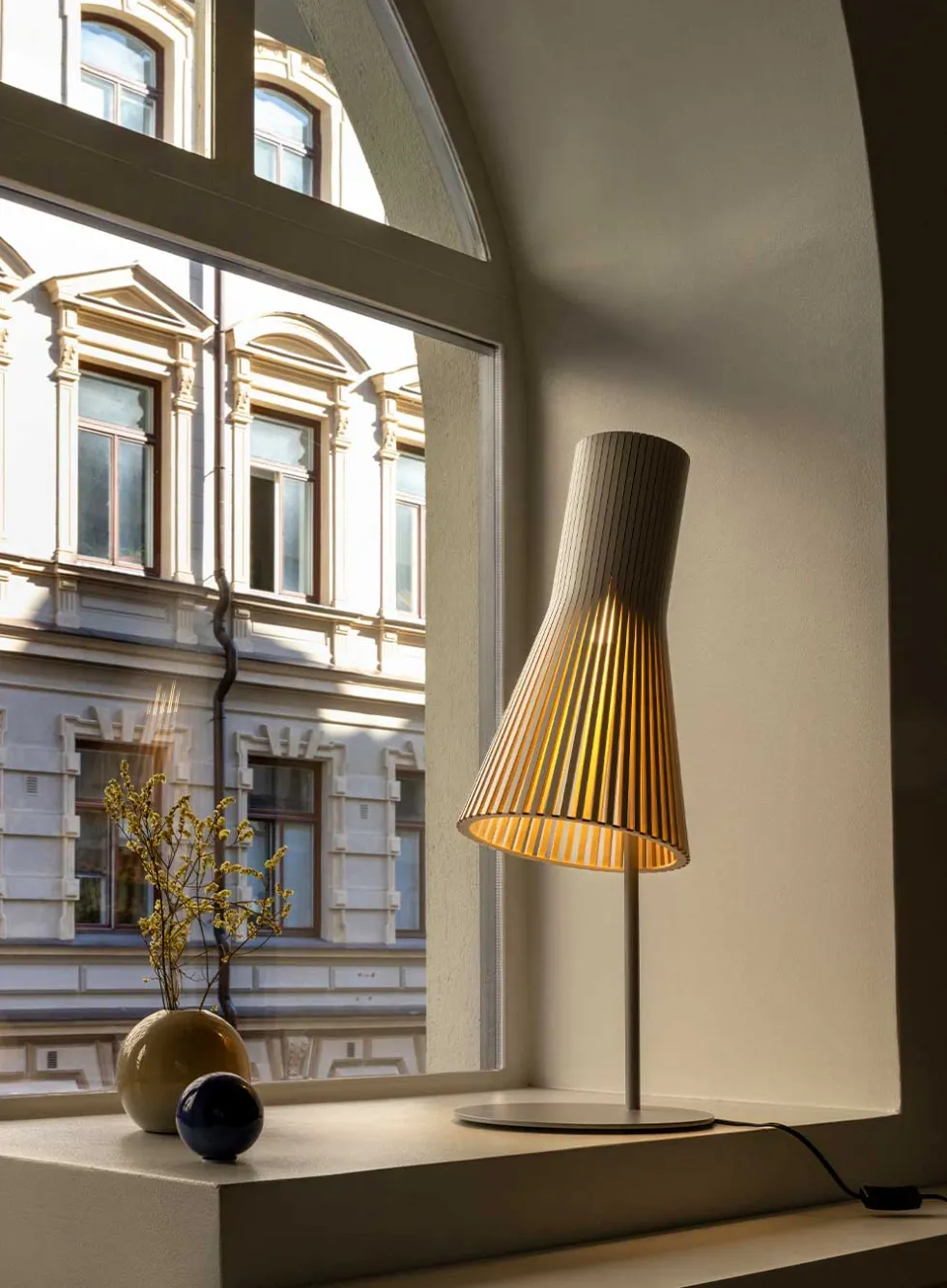 Secto 4220 bordlampe