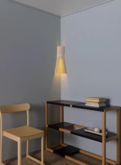 Secto Small 4237 vegglampe for hjørne