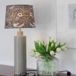 Solo bordlampe m/mønstret skjerm - h57